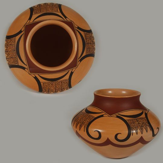 Mark Tahbo Pottery - 25911